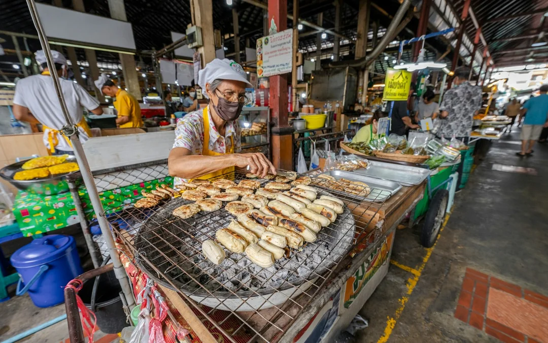 From Bangkok: Private UNESCO Ayutthaya Historical Park Tour with Frog-Headed Tuk-Tuk Ride and Local Market Image 3