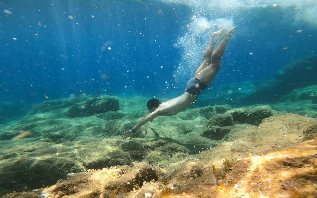 From Barcelona: Costa Brava Day Trip with Hike, Snorkel, Cliff Jump & Lunch Image 2