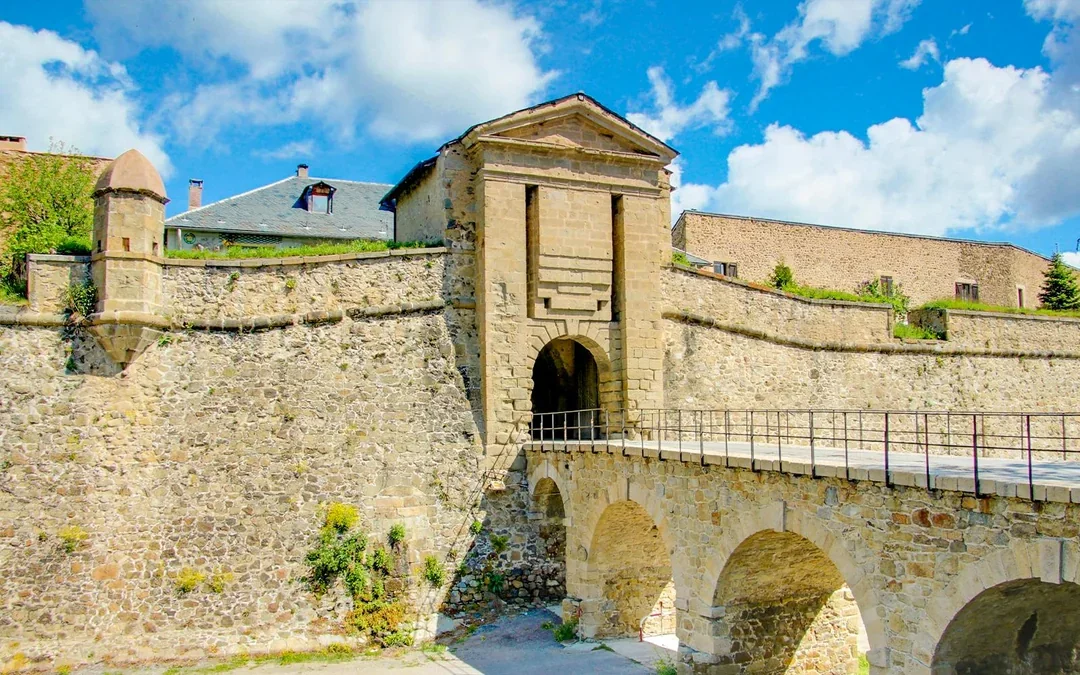 From Barcelona: Guided Day Trip to Andorra, France, and Spain Image 2