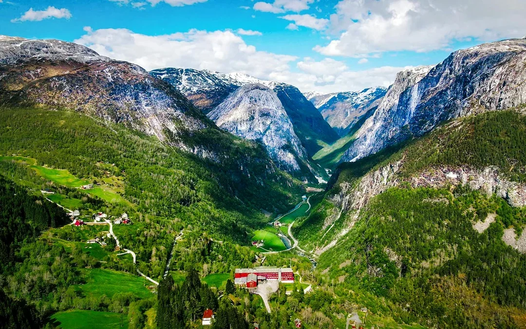From Bergen: Guided Day Tour of Flåm & Stegastein Viewpoint with Nærøyfjord Cruise Image 5
