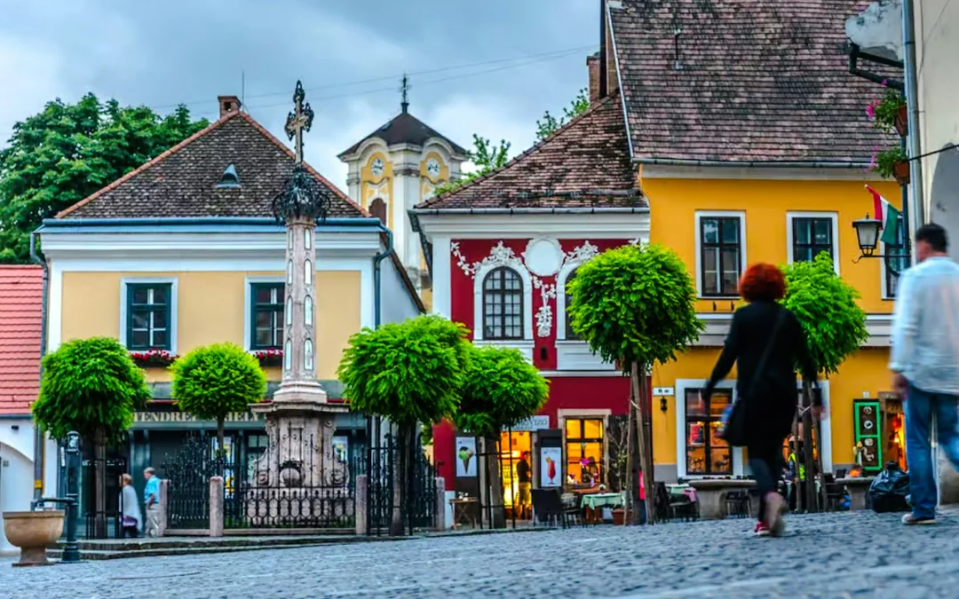 From Budapest: Danube River Cruise to Szentendre Image 5