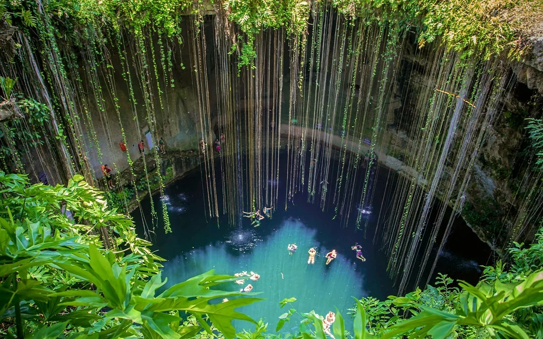 From Cancún: Chichén Itzá, Ekʼ Balam & Cenote Tour with Lunch (Without Taxes) Image 4