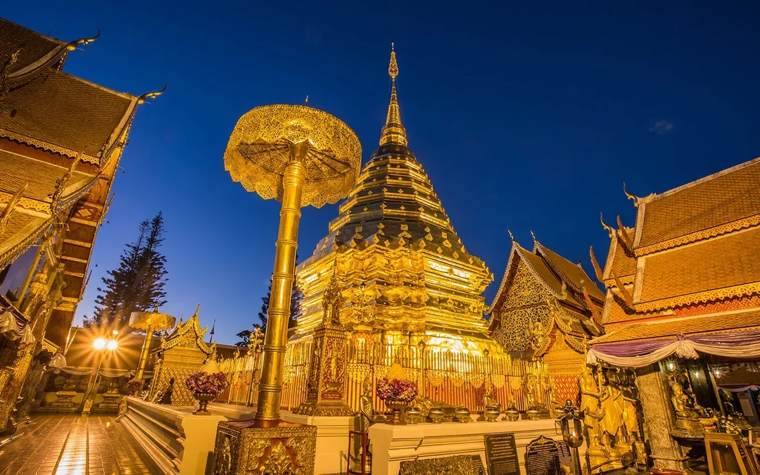 From Chiang Mai: Doi Suthep, Wat Umong, and Wat Pha Lat Sunrise Guided Tour with Hotel Transfers 
 Image 3
