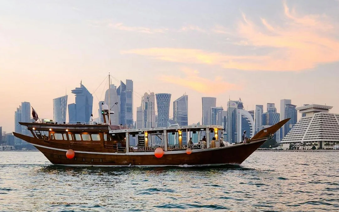 From Doha: 2-Hour Sightseeing Dhow Cruise with Dinner Image 3