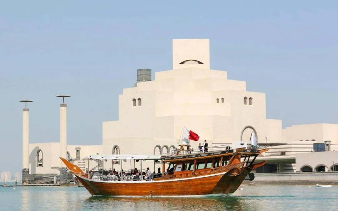From Doha: 2-Hour Sightseeing Dhow Cruise with Dinner Image 4