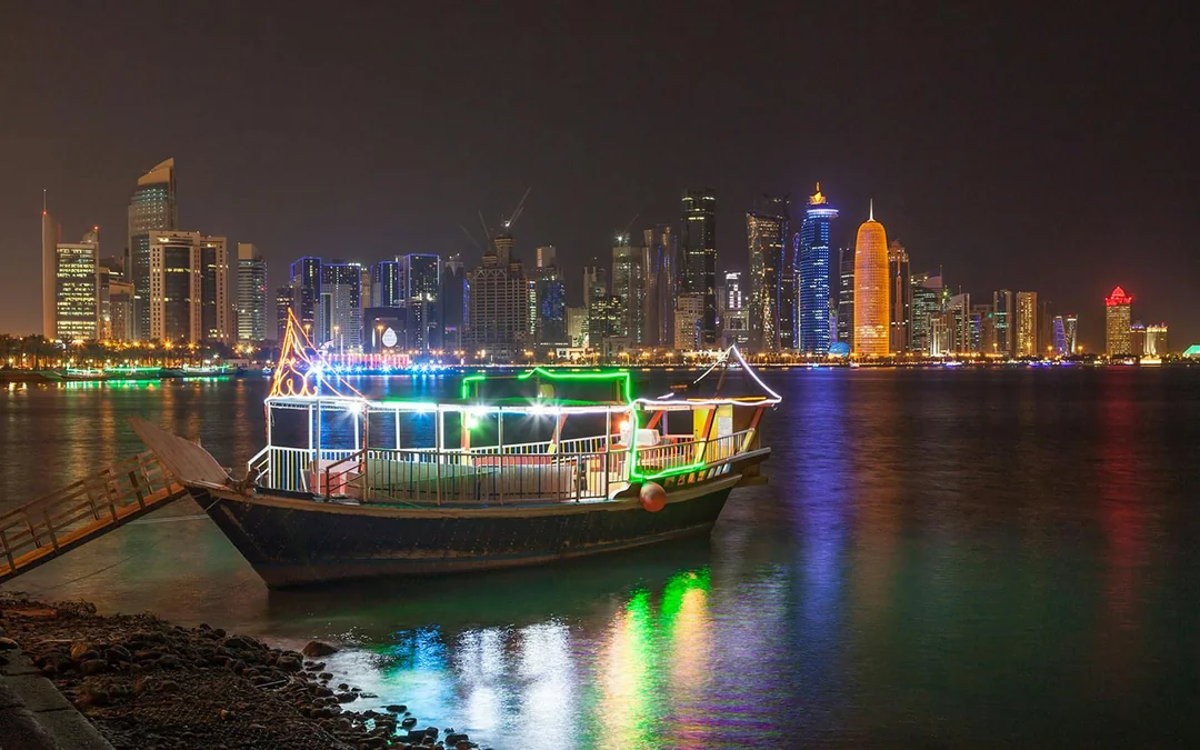 From Doha: 2-Hour Sightseeing Dhow Cruise with Dinner Image 5