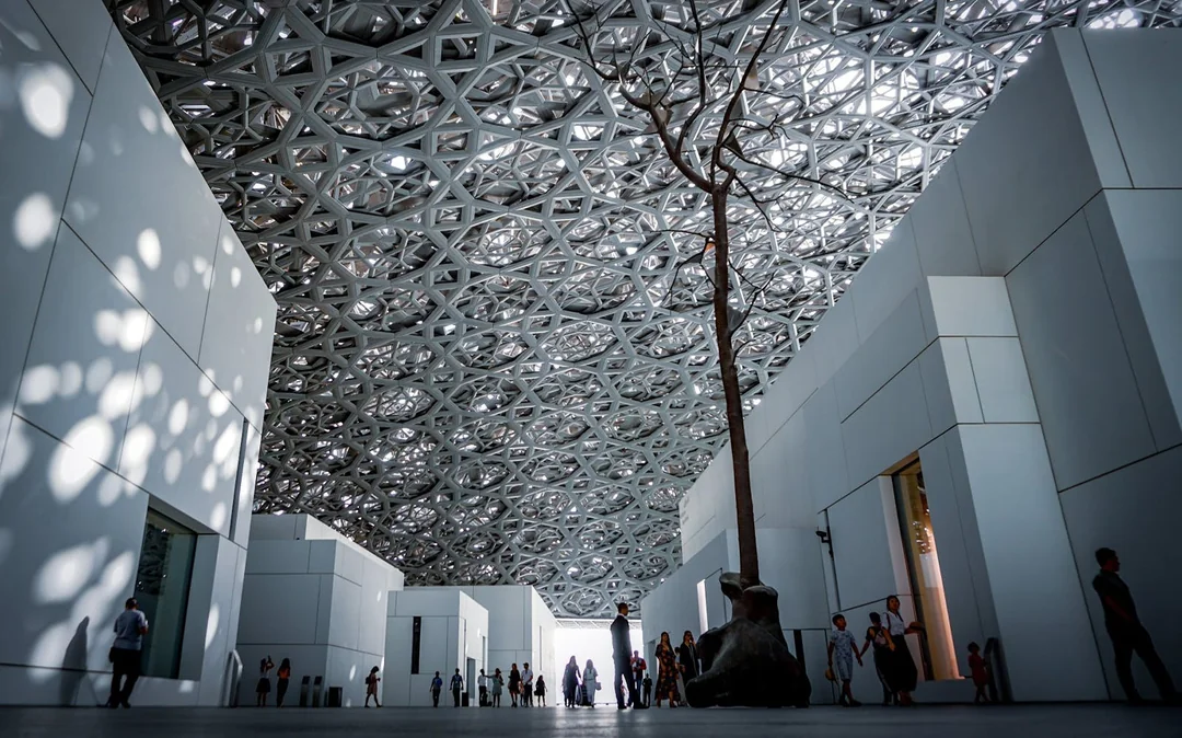 From Dubai: Abu Dhabi Full-Day City Tour with Louvre Museum & Sheikh Zayed Grand Mosque Image 3