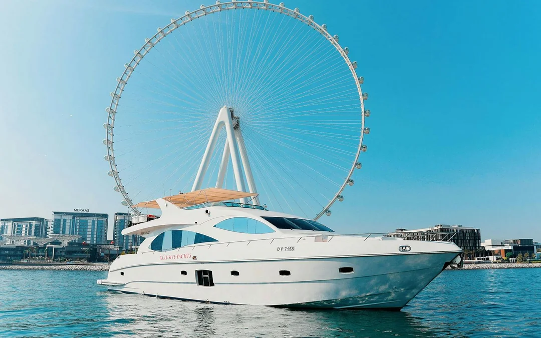 From Dubai Marina: 1-Hour Sightseeing Yacht Cruise with Panoramic Views Image 2