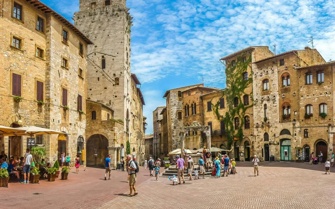 From Florence: Siena & San Gimignano Day Trip with Round Trip Transfers Image 2