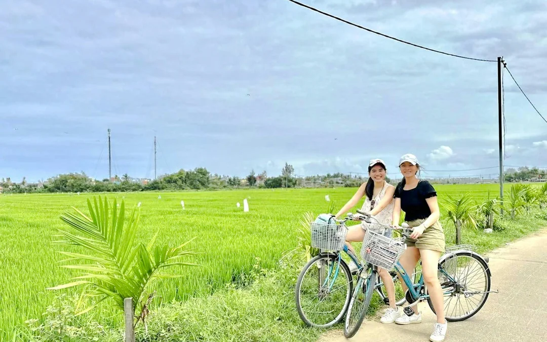 From Hoi An: Cam Kim Island Guided Bike Tour With Lunch and Hotel Transfers Image 3