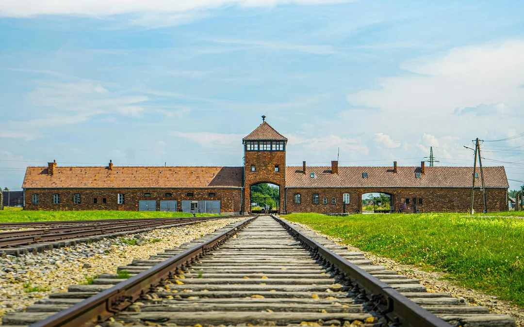 From Krakow: Auschwitz-Birkenau Guided Tour & Krakow Ghetto Visit with Transfers Image 4