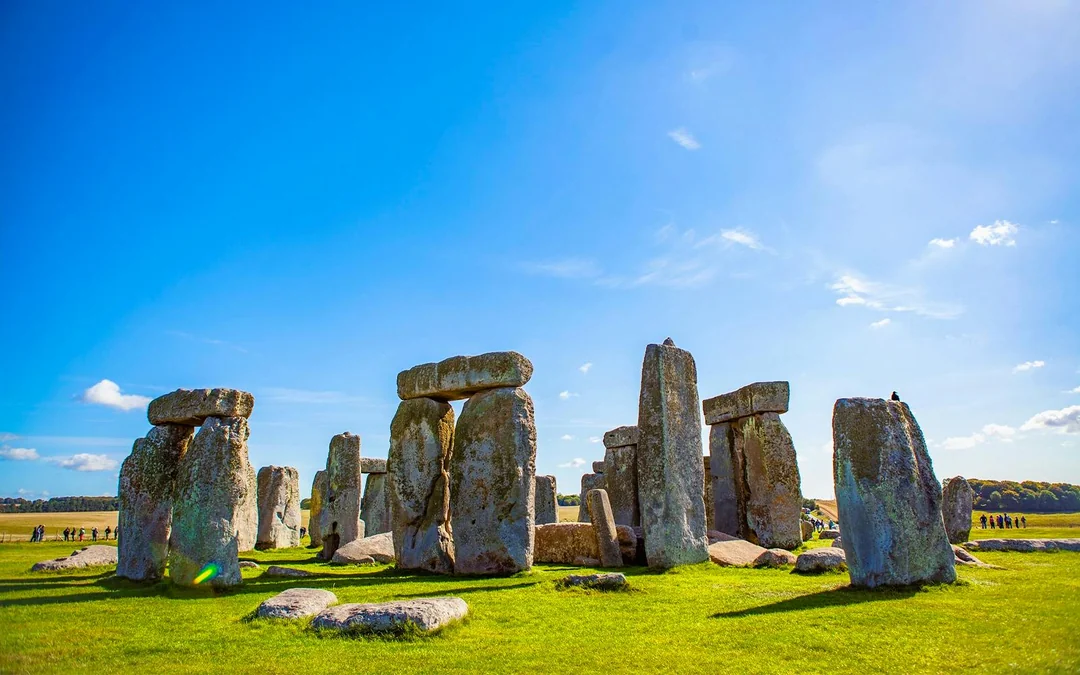 From London: Stonehenge, Windsor, and Bath Small Group Day Trip Image 1