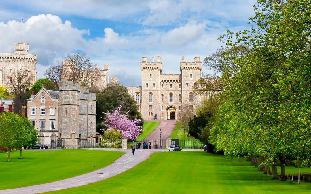 From London: Windsor Castle Half-Day Tour Image 1