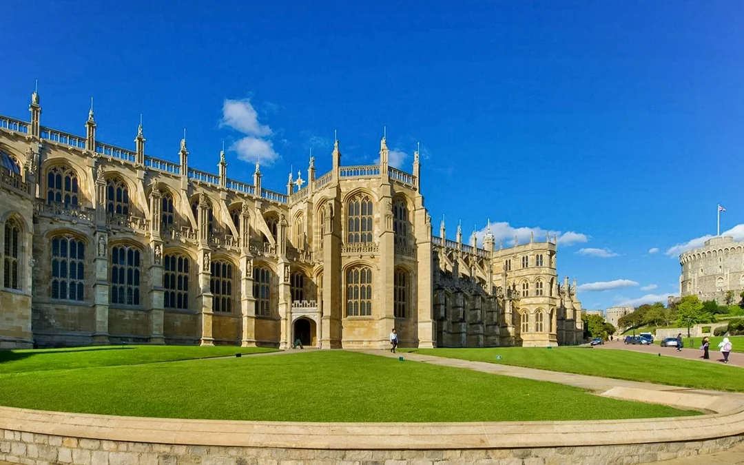 From London: Windsor Castle Half-Day Tour Image 3