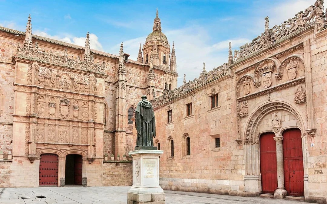 From Madrid: Ávila & Salamanca Full Day Trip Image 11