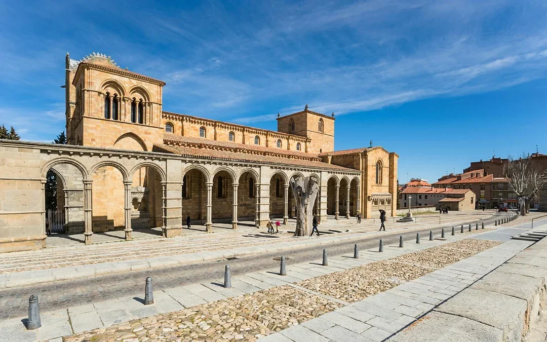 From Madrid: Ávila & Salamanca Full Day Trip Image 12