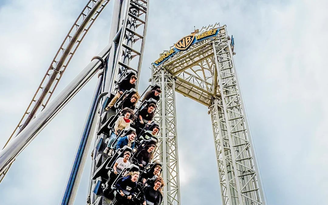 From Madrid: Full-Day Trip to Parque Warner Beach with Round-Trip Transfers Image 7