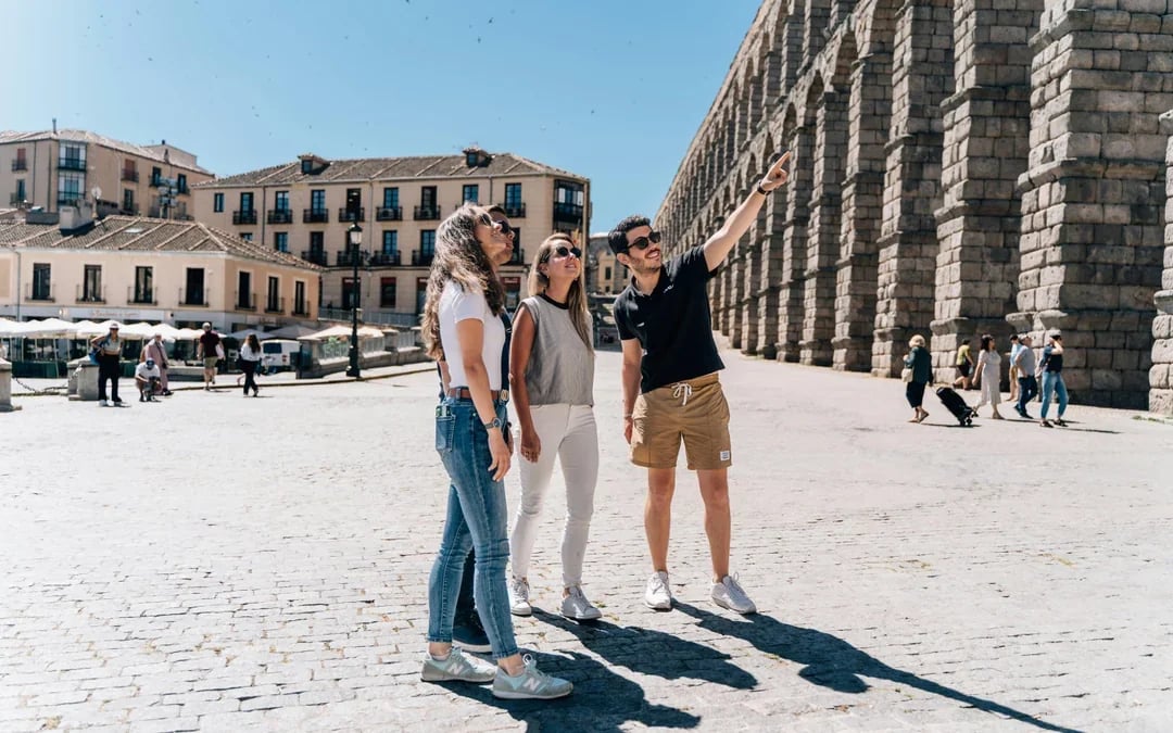 From Madrid: Segovia, Ávila & Toledo Full-Day Trip Image 11