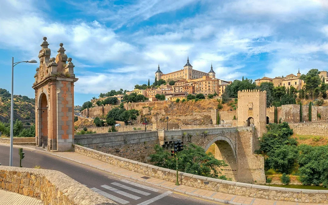 From Madrid: Toledo & Segovia Full-Day Trip Image 9