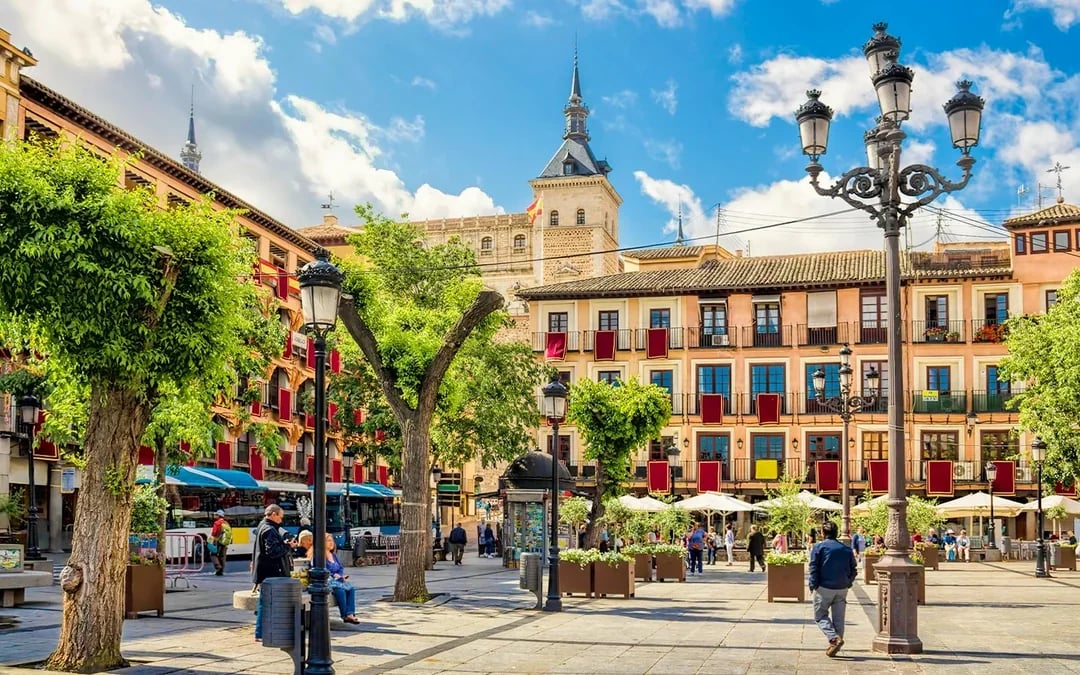 From Madrid: Toledo Day Trip with Tickets to 7 Monuments Image 5