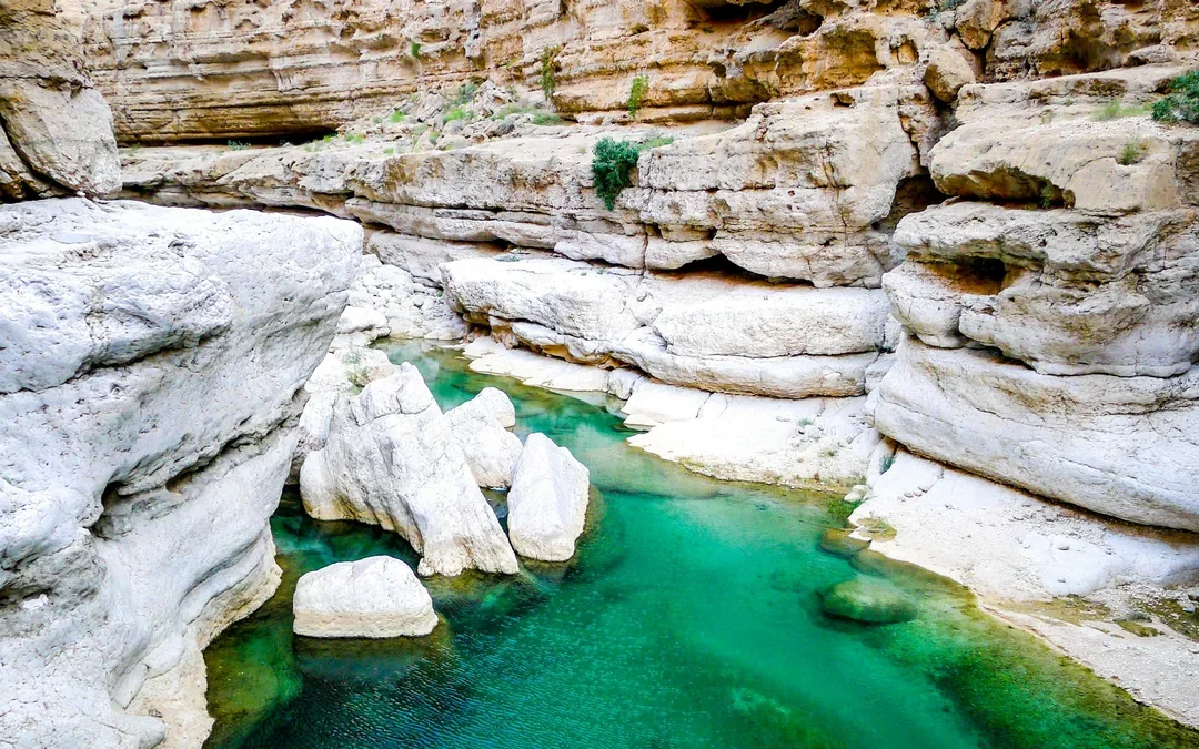 From Muscat: Full-Day Tour of Wadi Shab & Bimmah Sinkhole Image 2