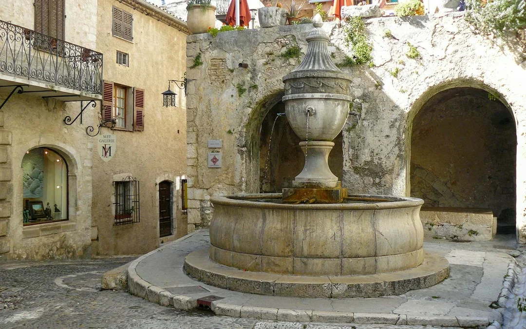 From Nice: Provence's Coastal Highlights Guided Tour Image 5