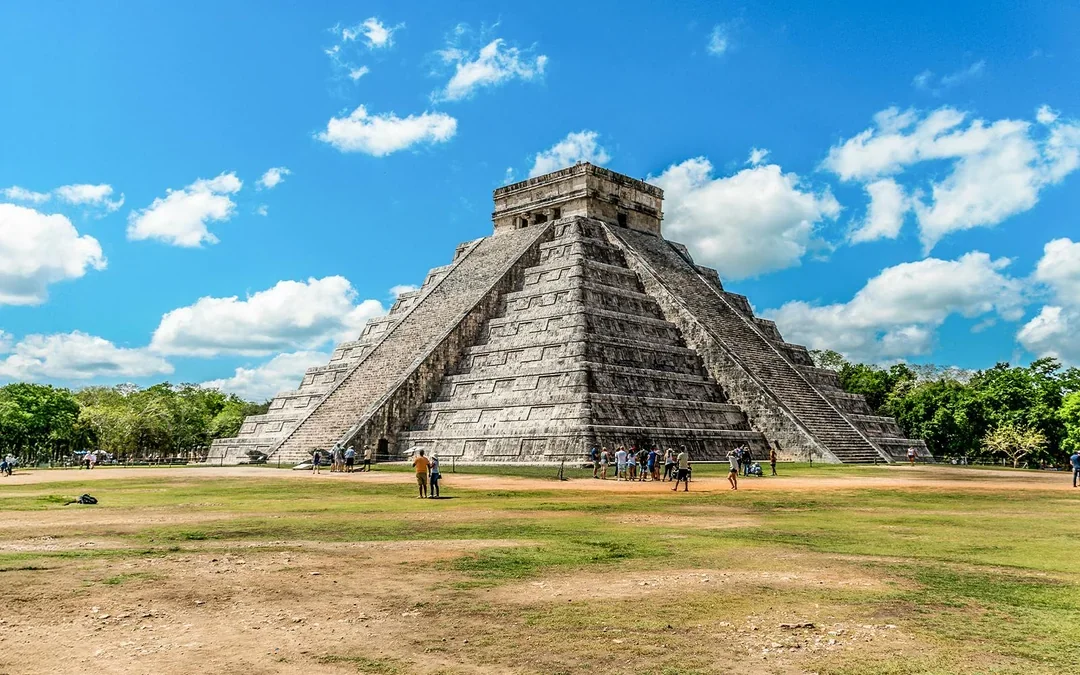 From Playa del Carmen: Chichén Itzá, Ekʼ Balam & Cenote Tour with Lunch (Without Taxes) Image 3