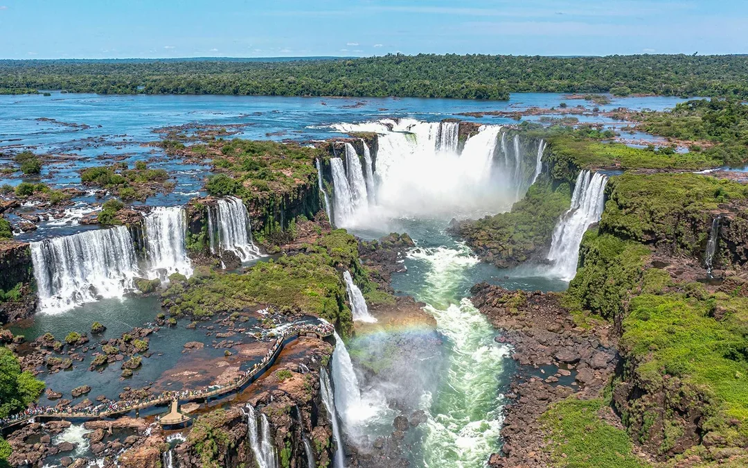 From Puerto Iguazú: Iguazú Falls Tour without Park Entry Image 5