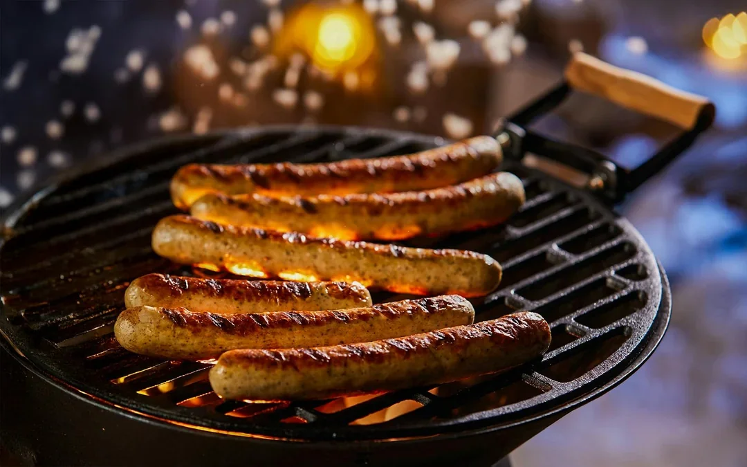 From Rovaniemi: Northern Lights Guided Tour with Lappish Barbecue & Drinks Image 4