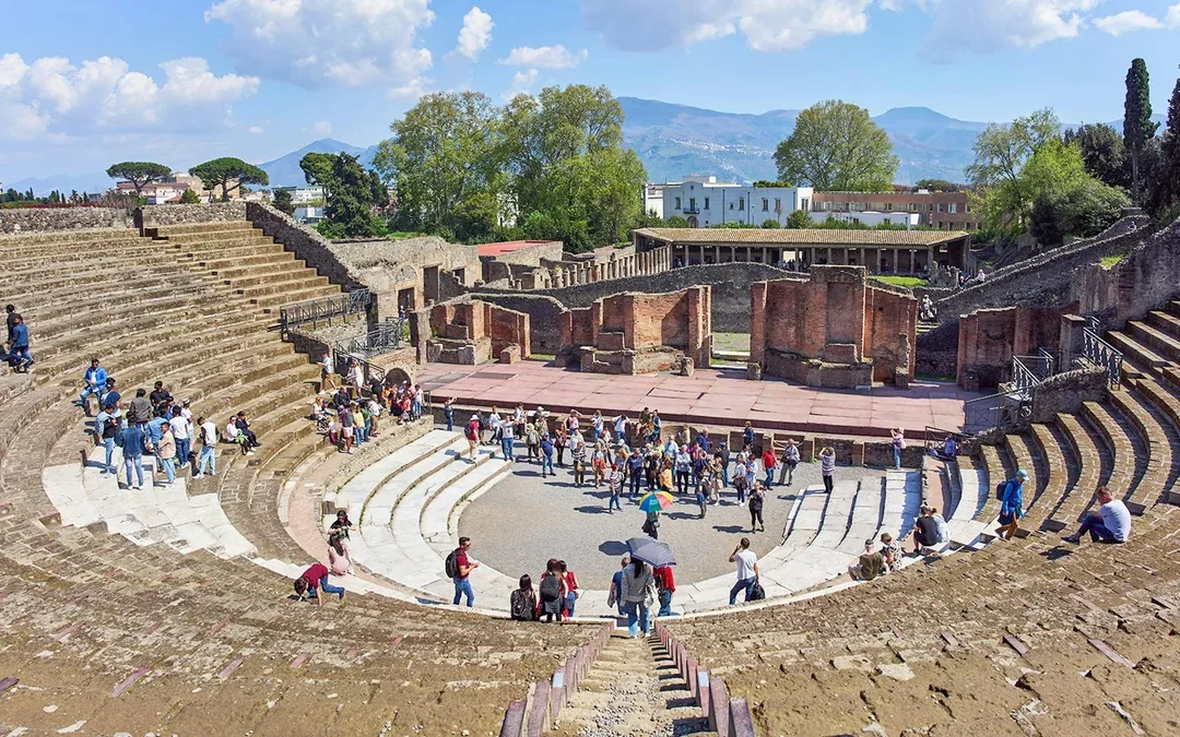 From Sorrento: Pompeii & Mount Vesuvius Small-Group Day Trip Image 4