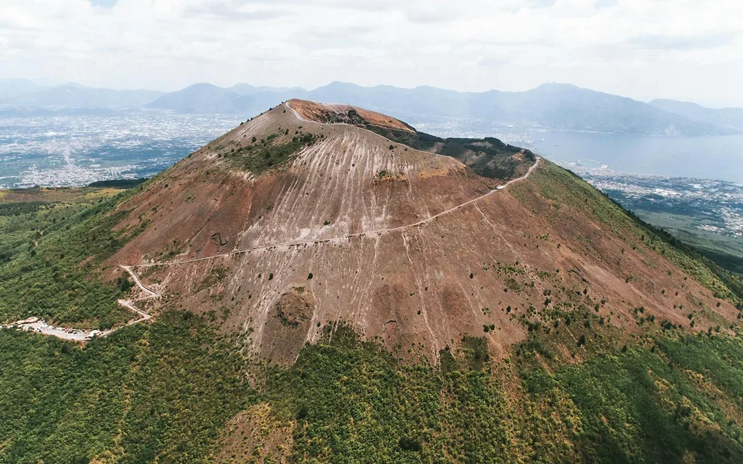 From Sorrento: Pompeii & Mount Vesuvius Small-Group Day Trip Image 5