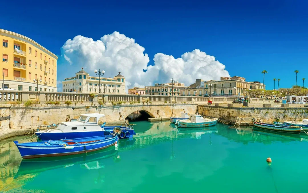 From Syracuse: Pillirina, Ortigia, and Sea Caves Boat Tour
 Image 1