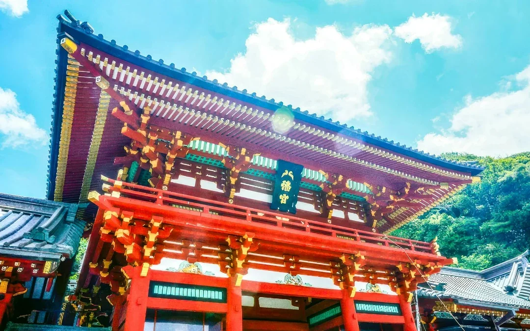 From Tokyo: Kamakura & Hasedera Day Trip with Kotoku In Temple, Enoshima, Enoden Train, & More Image 11
