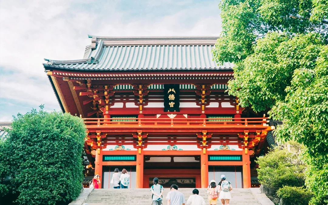 From Tokyo: Kamakura & Hasedera Day Trip with Kotoku In Temple, Enoshima, Enoden Train, & More Image 6
