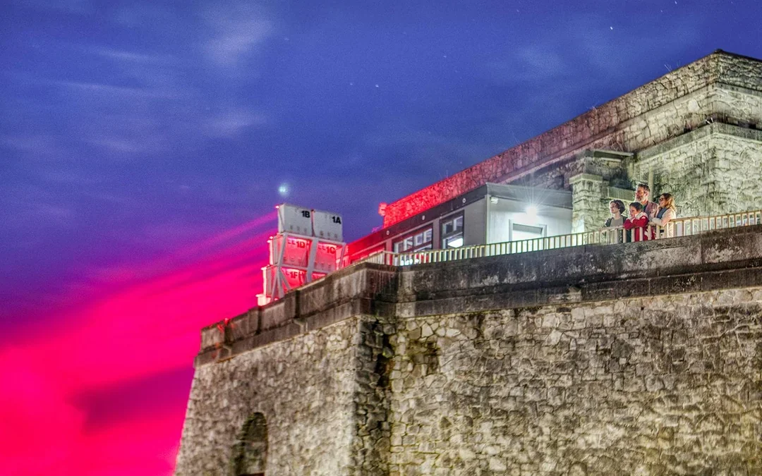 From Toronto: Niagara Falls Evening Tour with Fireworks Cruise & Round-Trip Transportation Image 5