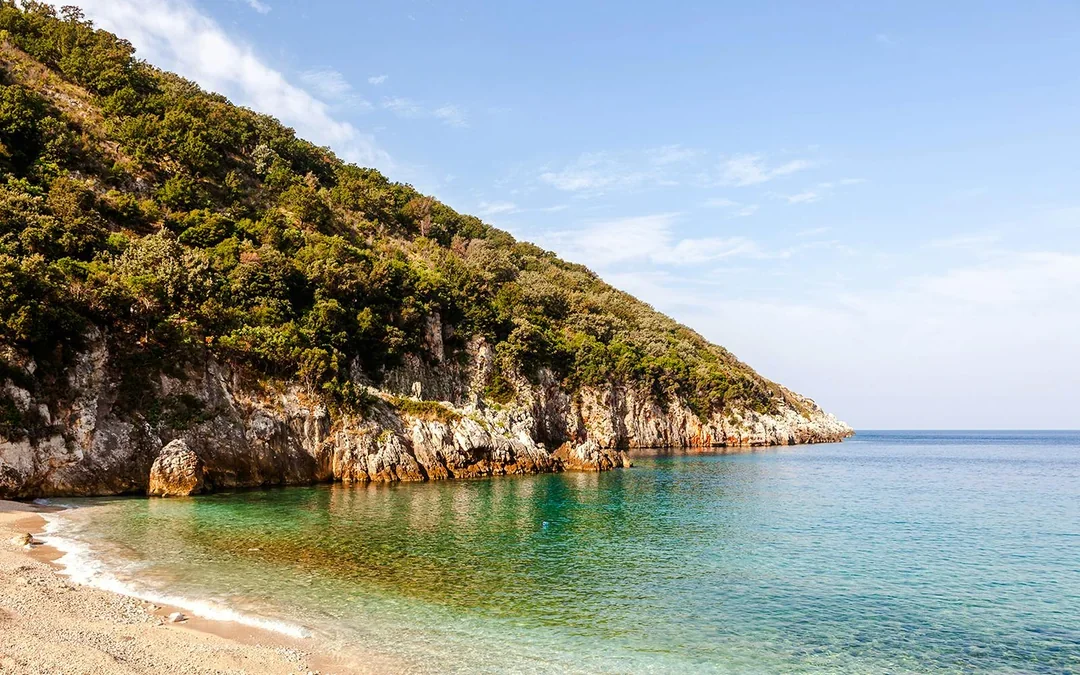 From Vlore: Haxhi Ali Cave, Dafina Bay & Karaburun Peninsula Speedboat Tour Image 2