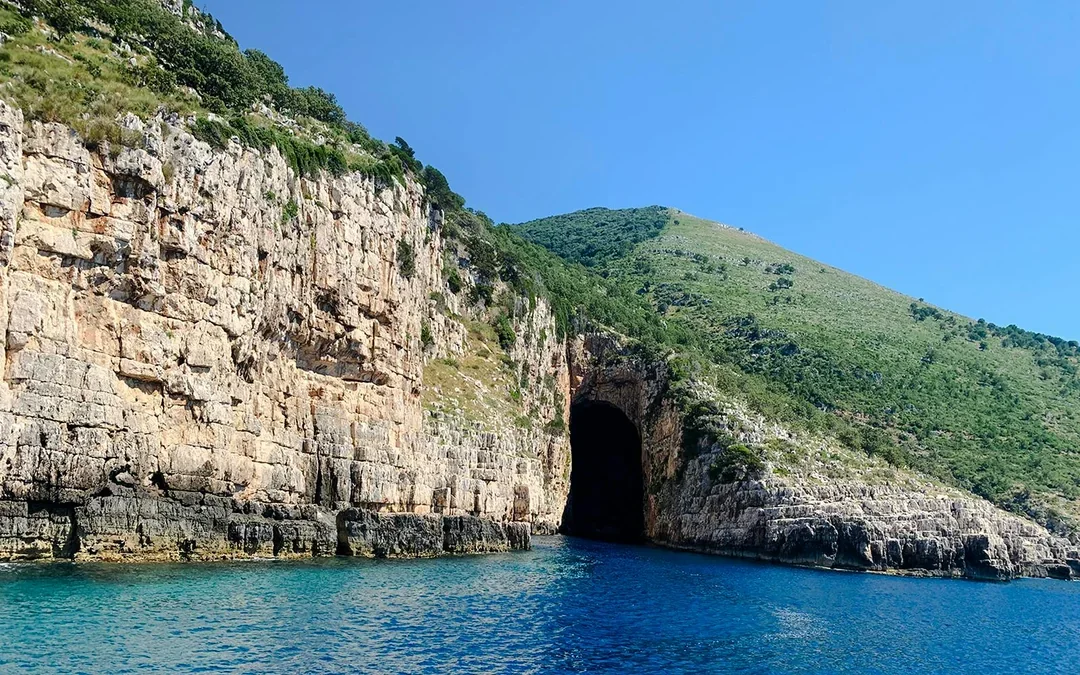 From Vlore: Haxhi Ali Cave, Dafina Bay & Karaburun Peninsula Speedboat Tour Image 4