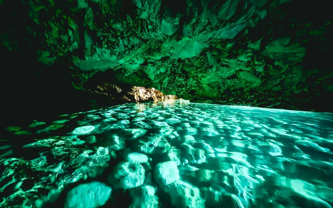 From Vlore: Haxhi Ali Cave, Dafina Bay & Karaburun Peninsula Speedboat Tour Image 5