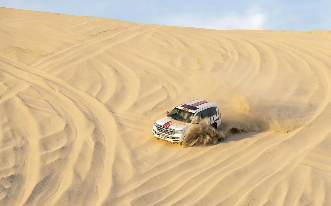 Full-Day Desert Safari with Dune Bashing, Al Majles Resort Day Pass & Lunch Image 1