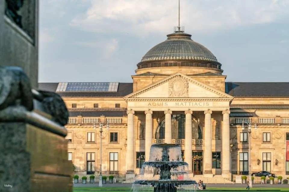 Future history guided walking tour