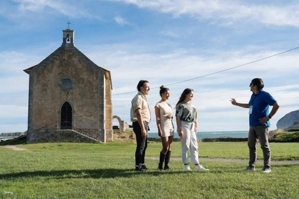 Gaztelugatxe and Mundaka small group guided tour from Bilbao
