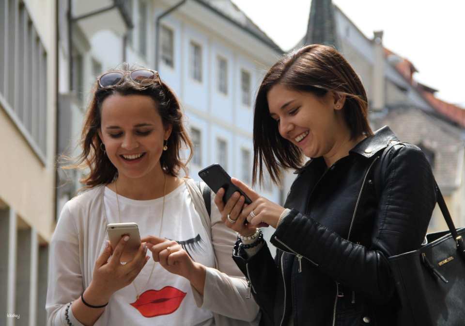 Geneva (old town) interactive scavenger hunt with the smartphone