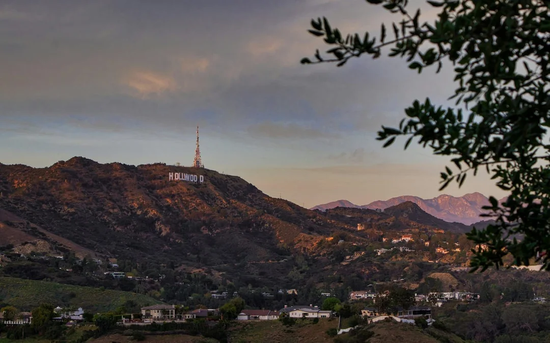 Ghosts of Hollywood: Self-Guided City Exploration Game Image 5