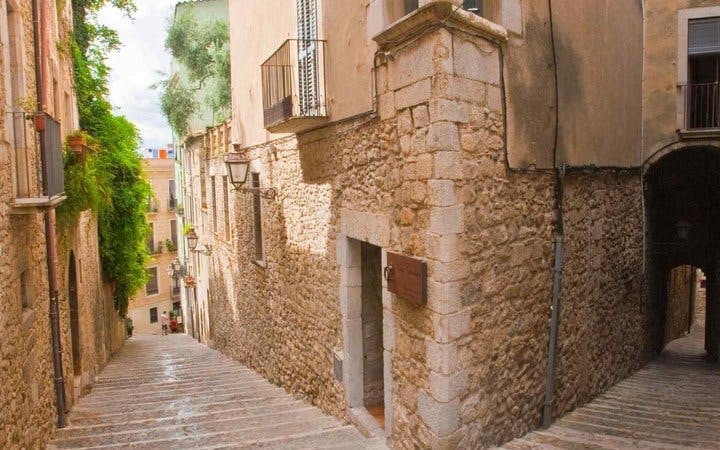 Girona Self-Guided Walking Tour on Mobile App Image 3