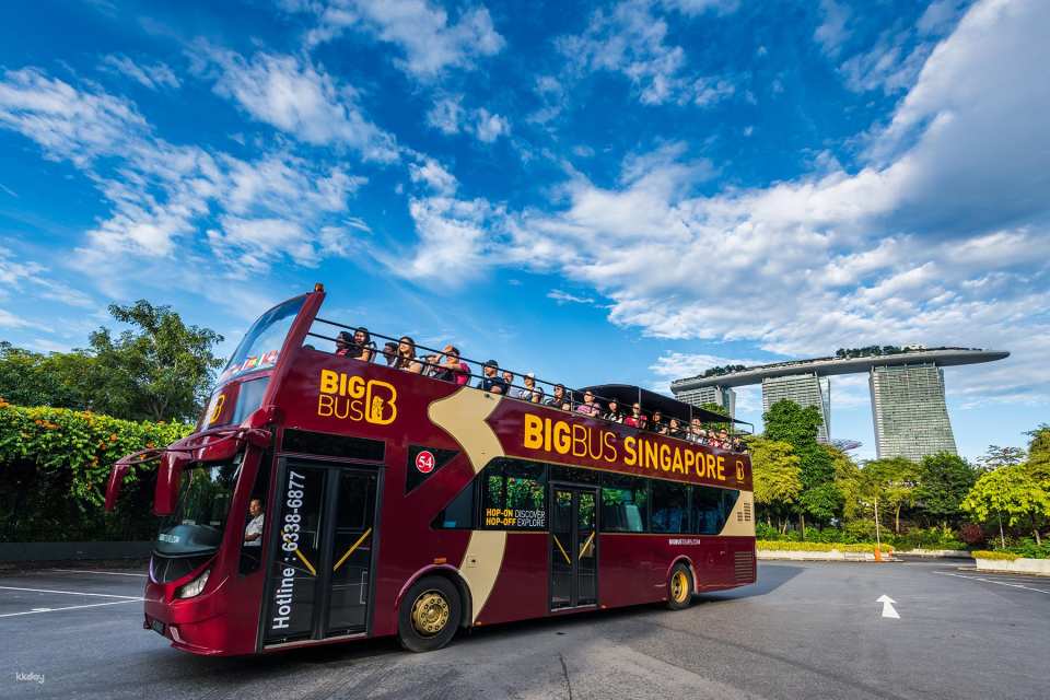 Go City: Singapore Explorer Pass (Includes entry to Gardens by The Bay and Singapore Zoo)