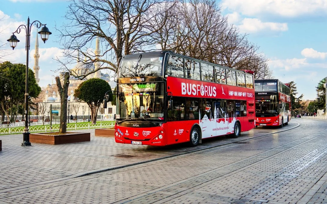 Golden Horn Hop-on Hop-off Bus Tour: All-Day Pass Image 1