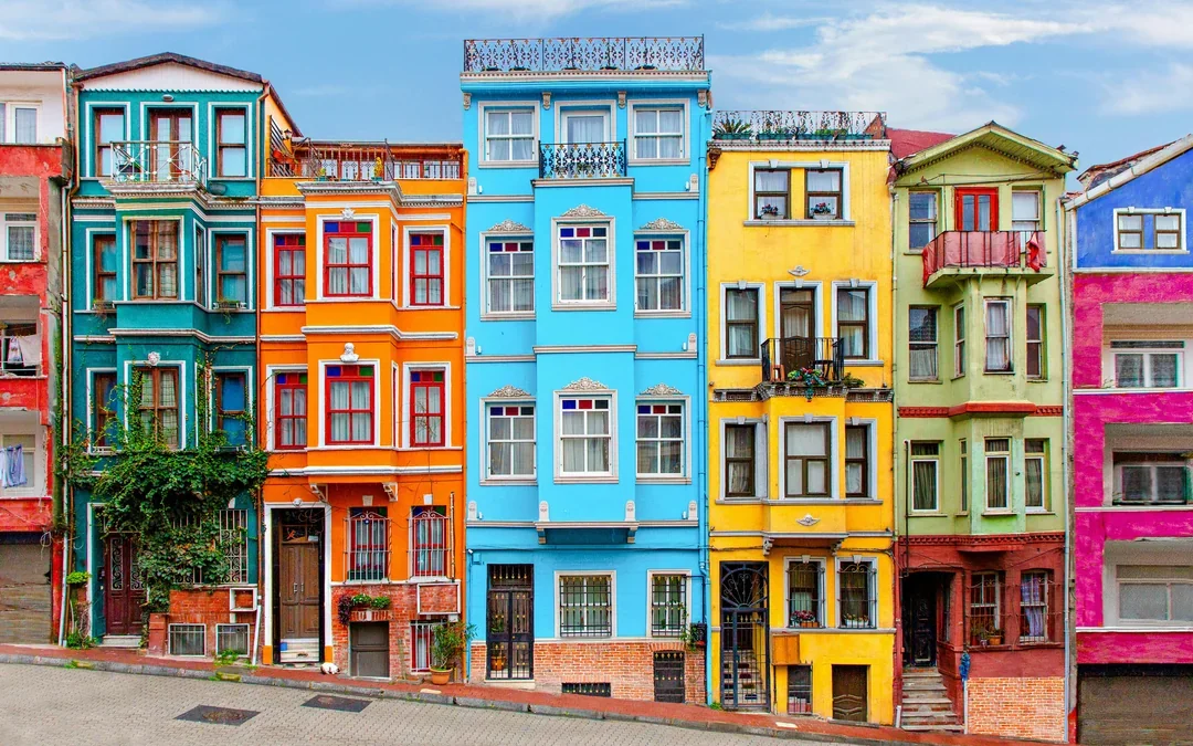 Golden Horn Hop-on Hop-off Bus Tour: All-Day Pass Image 2