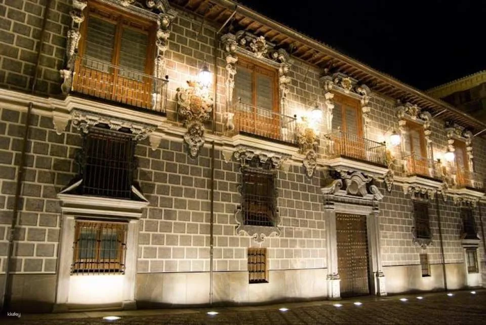 Granada Cathedral, Royal Chapel, Albaicín and Sacromonte guided tour