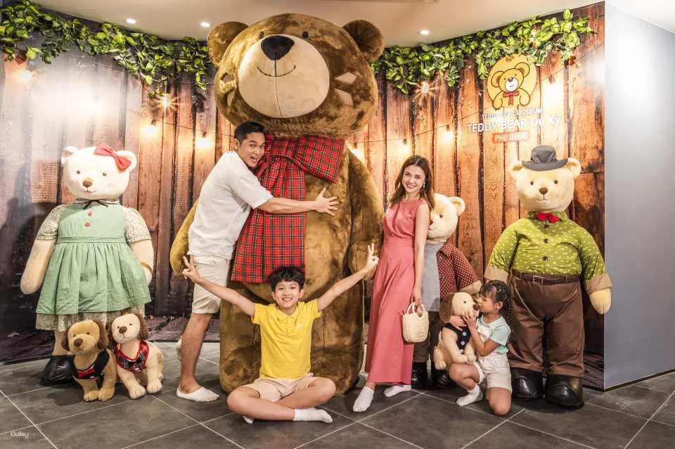 Grand World Phu Quoc Attraction Admission Ticket