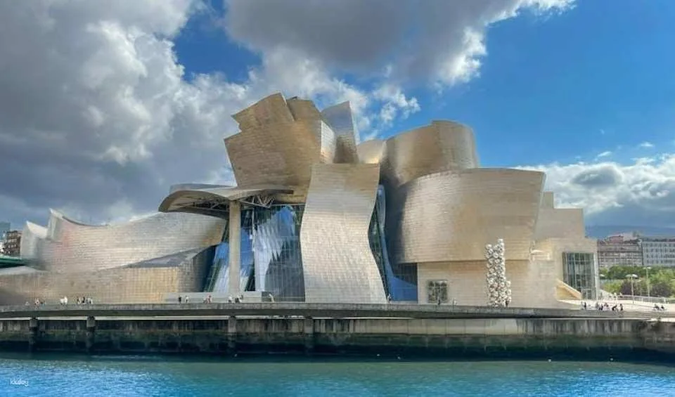 Guggenheim Museum Bilbao entrance ticket and in-app audio tour